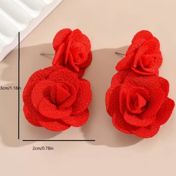 NIP Rose Fabric Dangle Earrings - Picture 4 of 7